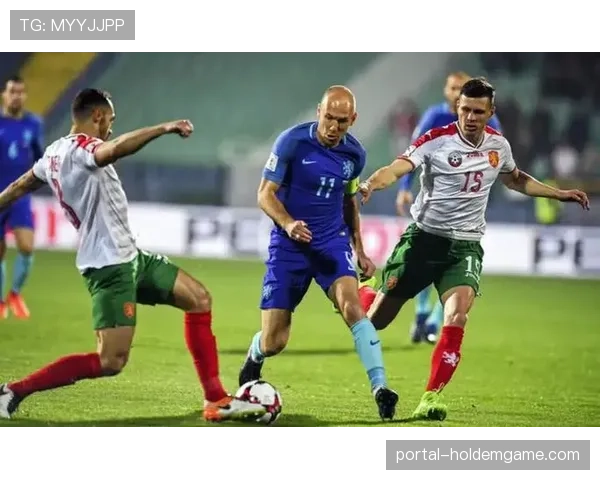 基层足球防守训练改革：引入区域盯人混合防守理念